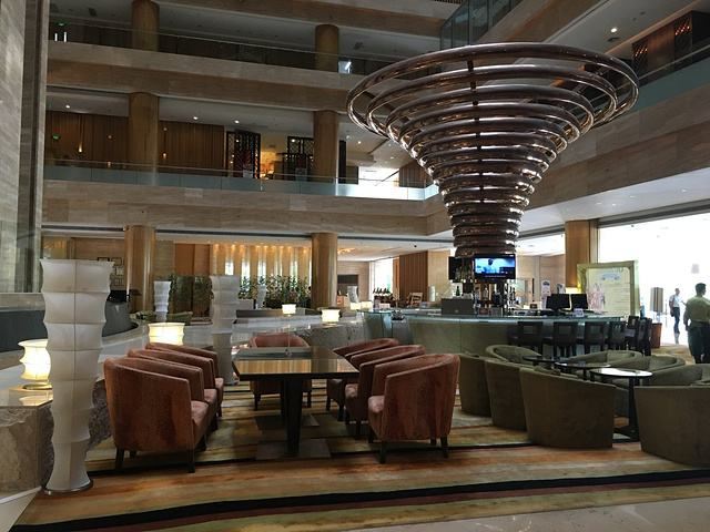 中山永安新城皇冠假日酒店