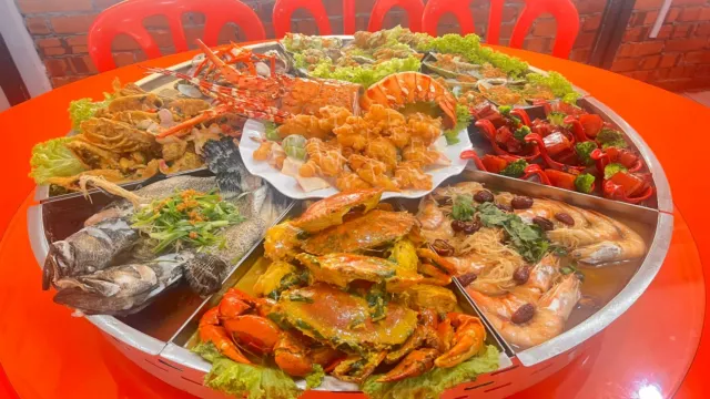龍蝦海鮮拼盤