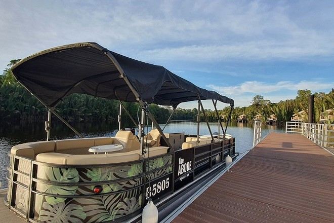 乘船夜觀螢火蟲