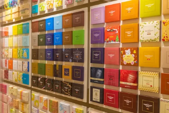 ROYCE' CACAO & CHOCOLATE TOWN