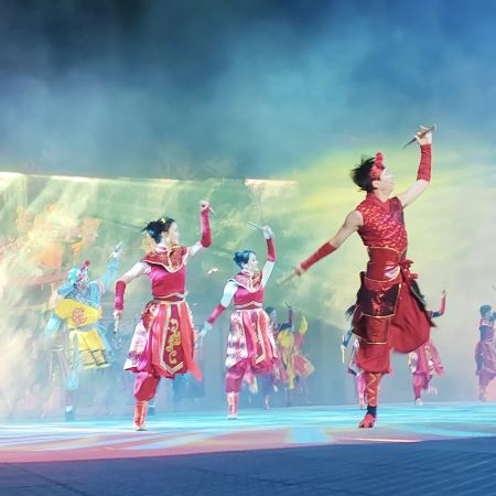 《魅力普寧》震撼演藝~潮汕民俗實景「英歌情」大型 show 連續2晚保證入住國際品牌普寧希爾頓惠庭酒店【位上潮式護國羹+古鎮名菜宴】【臻味八鮮過海宴】【潮汕傳統打冷宴】普寧美食純玩3天團