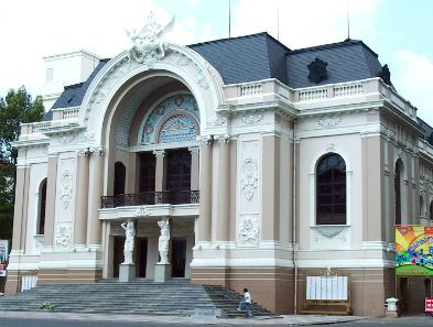 胡市明市立歌劇院