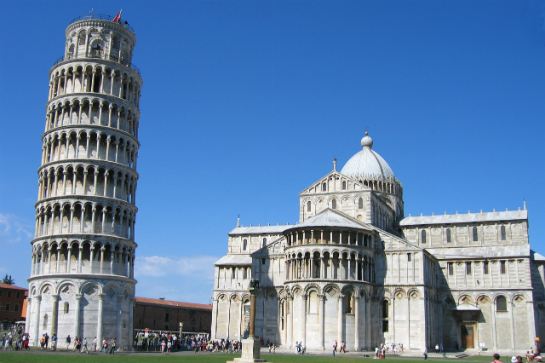 比薩斜塔