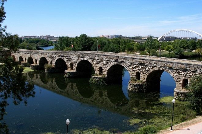 梅里達羅馬橋