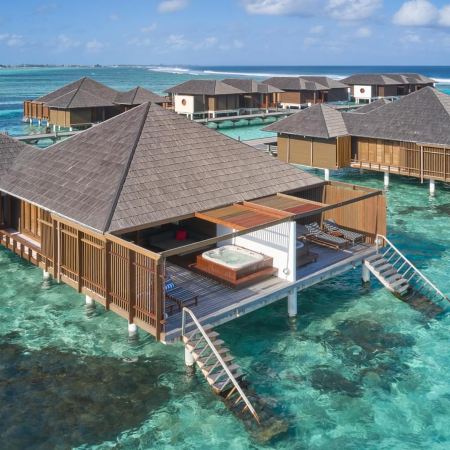 【4鑽】吉隆坡 + 馬爾代夫 7天度假之旅 《連續入住3晚》馬爾代夫Villa Nautica Paradise Island Resort ~ Water Villa (水中高腳屋) 天堂島度假村