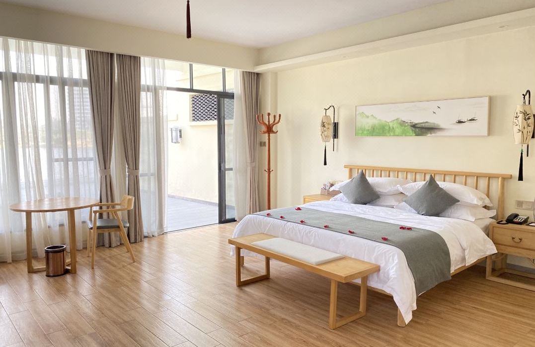 月泉湖居溫泉度假酒店