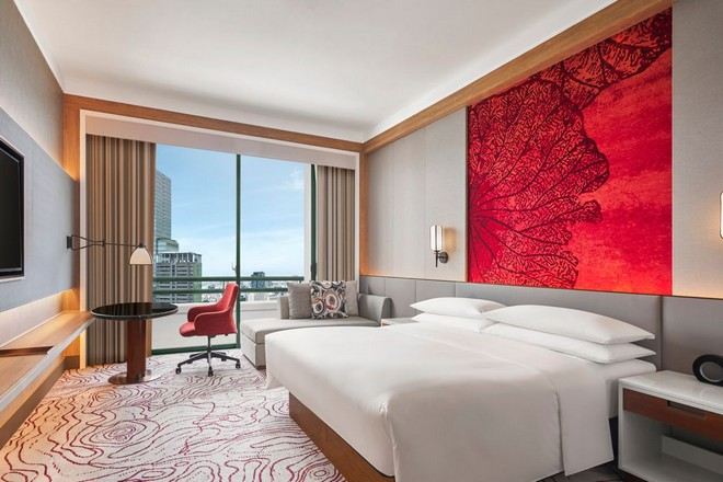 Sheraton Saigon Grand Opera Hotel