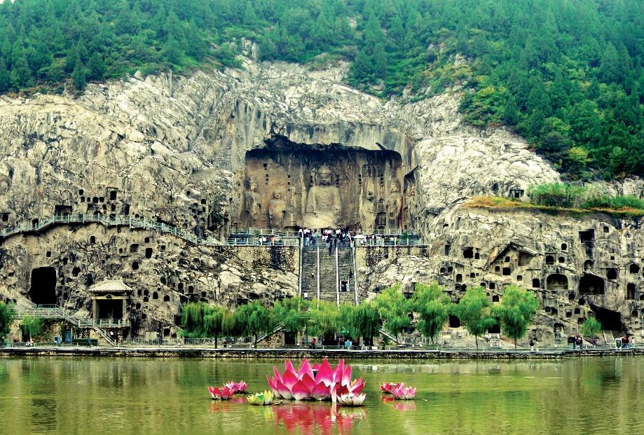 龍門石窟