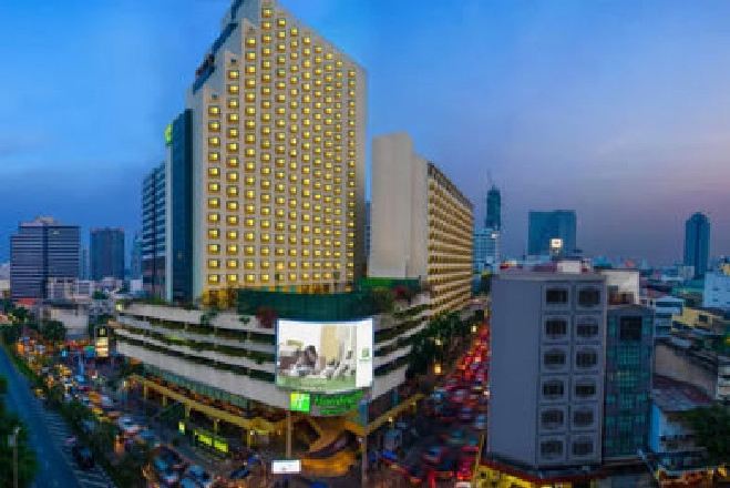 Holiday Inn Bangkok Silom