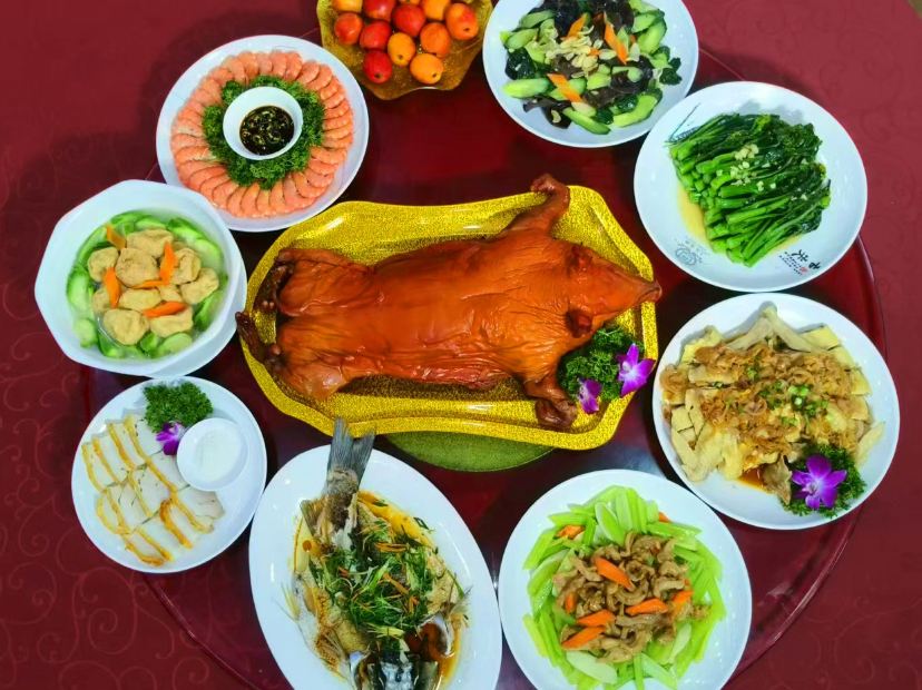 原隻卜卜脆金豬全體宴