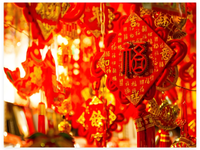 《五邑辦年貨+直航船》保證入住洲際酒店旗下品牌~江門智選假日酒店【翅湯煲大花膠(位上) +紅燒琉璃石岐乳鴿宴】【瓦罐古法荔枝柴燒鵝宴(每圍一隻燒鵝+半隻古法燜鵝)】【任吃五洞牛肉火鍋】江門中純玩2天團