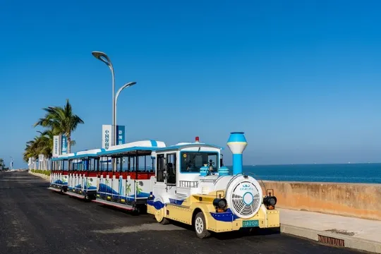 海花島小火車巡遊
