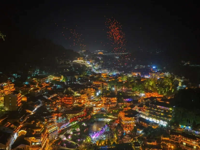 摸泥節