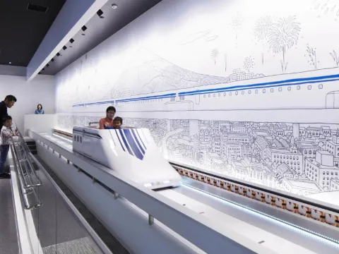 山梨縣磁浮列車見學中心