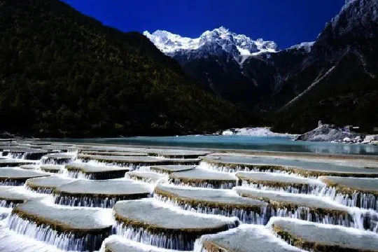 玉龍雪山-白水河