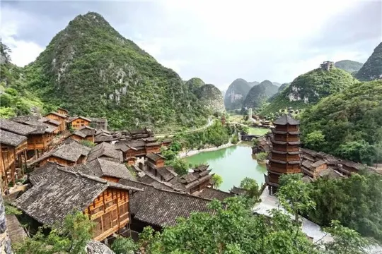 峰林布依景區