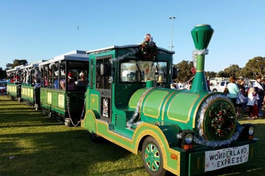 曼哲拉觀光小火車