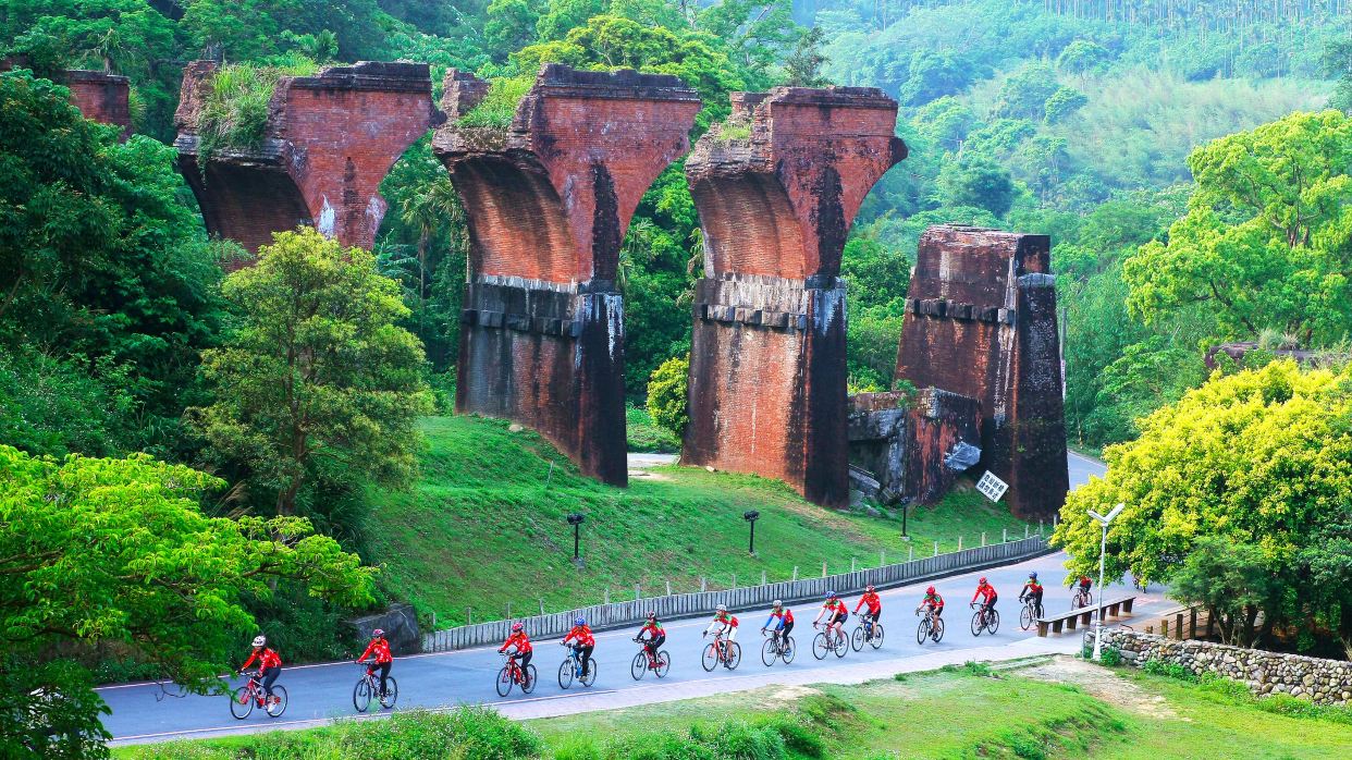 魚藤坪斷橋_龍騰斷橋