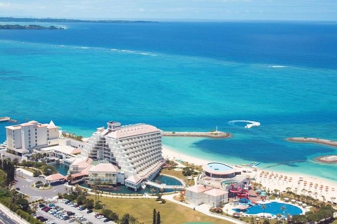 Sheraton Okinawa Sunmarina Resort 