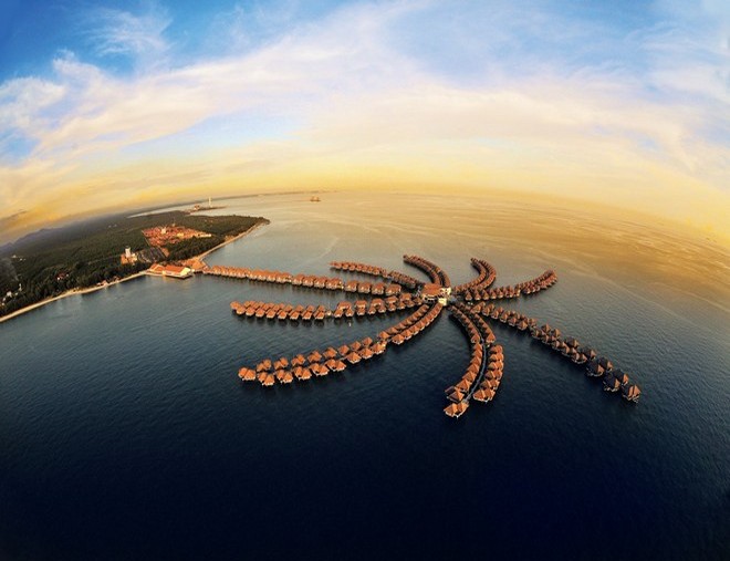吉隆坡+吉膽島 度假美食5天團 【 保證住宿1晚 Golden Palm Tree Sepang ~水中高腳屋 獨立別墅 、「世界文化遺產」馬六甲古城 娘惹服裝漫遊古城體驗】
吉隆坡+吉膽島 度假美食5天團 【 保證住宿1晚 Golden Palm Tree Sepang ~水中高腳屋 獨立別墅 、「世界文化遺產」馬六甲古城 娘惹服裝漫遊古城體驗】