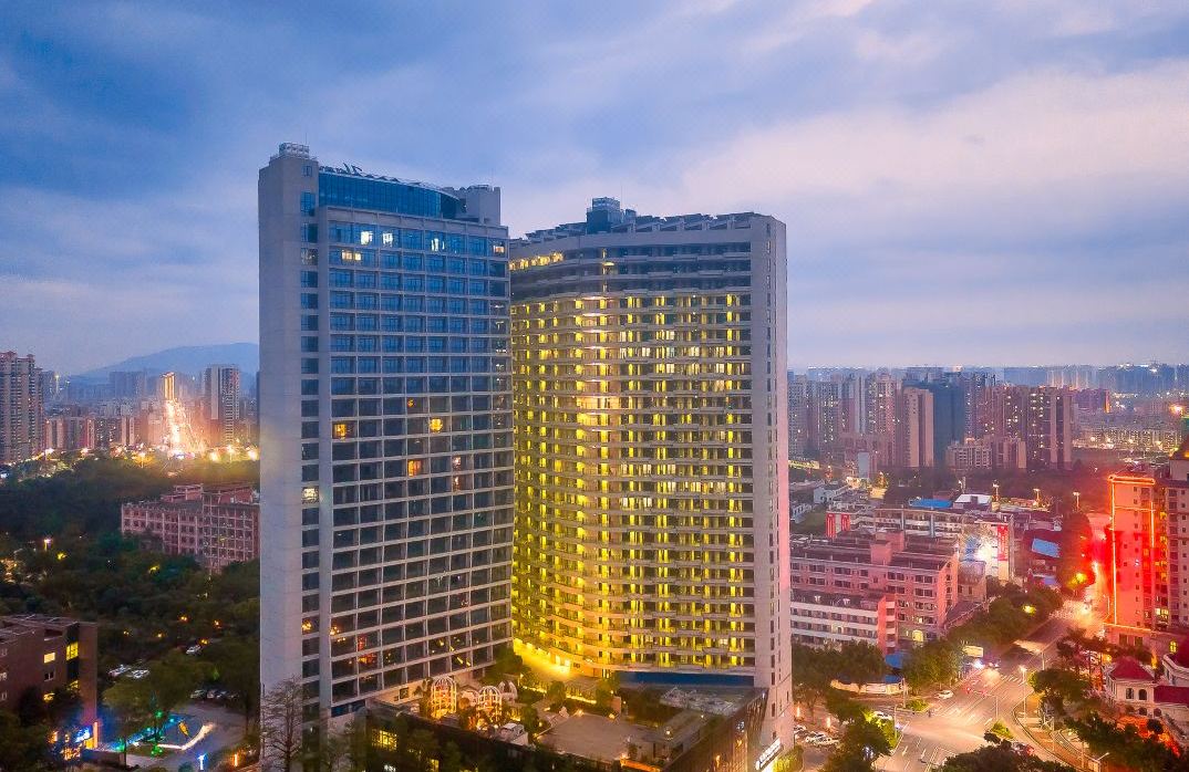 中凱華府假日酒店