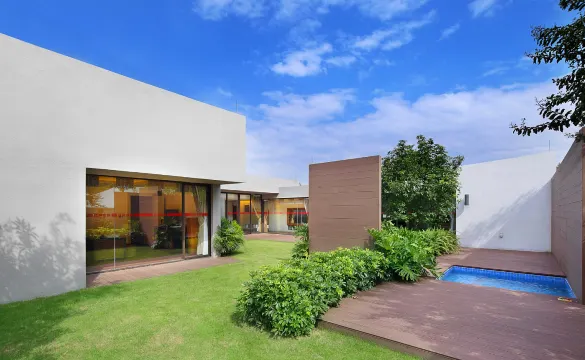 倚巒風呂別墅度假酒店