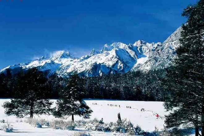 玉龍雪山