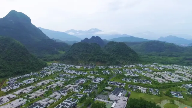 倚巒風呂別墅度假酒店