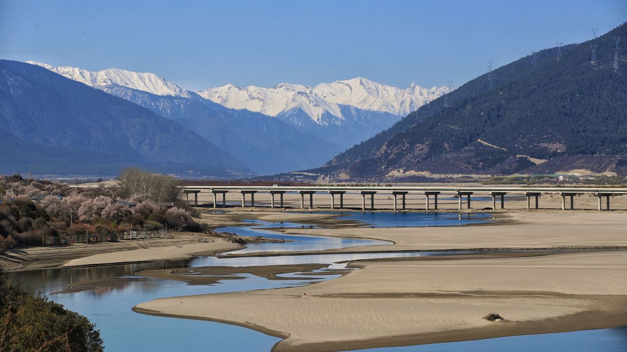雅魯藏布江大峽谷