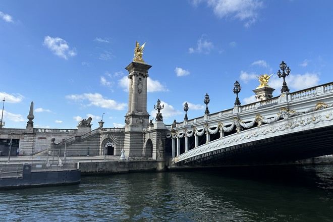 塞納河船河遊+午宴