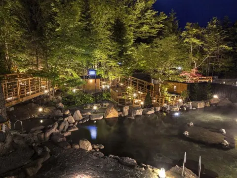 綠之風溫泉酒店