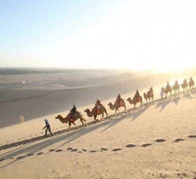 【皇牌絲綢之路◎直航烏魯木齊】 烏魯木齊(天山天池)、吐魯番(火焰山、交河故城)、敦煌(莫高窟、鳴沙山月牙泉)、嘉峪關、張掖(丹霞地質公園)8天升級純玩團