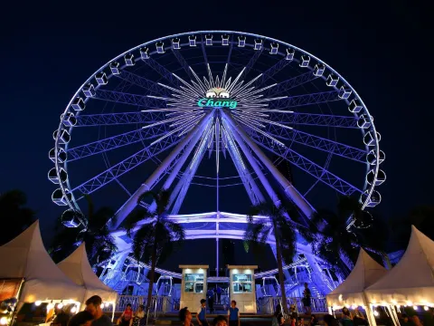 Asiatique The Riverfront