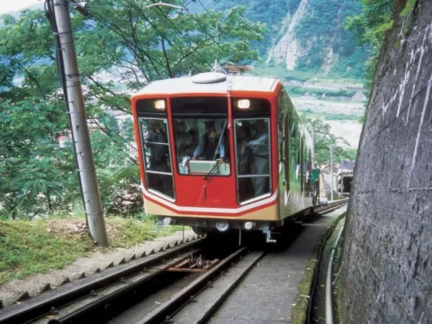 立山登山纜車