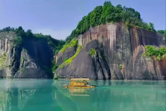 飛天山九龍水寨