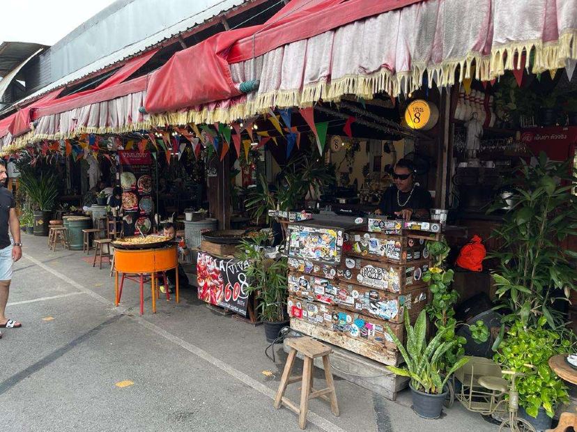 翟道翟跳蚤市集