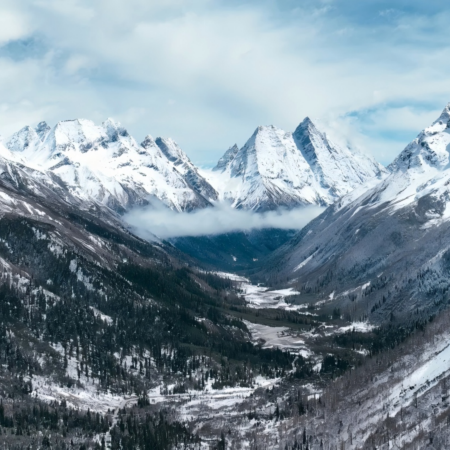 【4鑽】《4人成行‧全程豪華商務車》川西秘景、四姑娘山、木格措 6天純玩小包團  臥龍熊貓、四姑娘山、木格措、墨石公園、塔公草原、魚子西、新都橋、成都