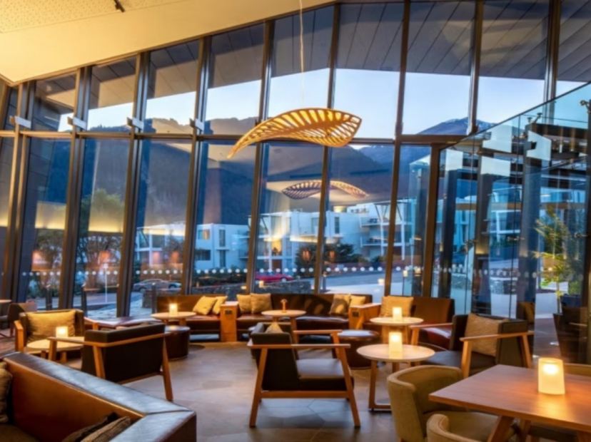 Holiday Inn Express & Suites QUEENSTOWN by IHG