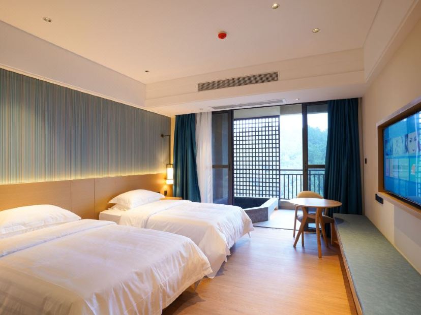 新興翔順金水台溫泉小鎮(獨立泡池客房)