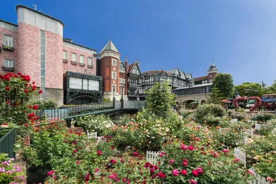 白之戀人朱古力城堡