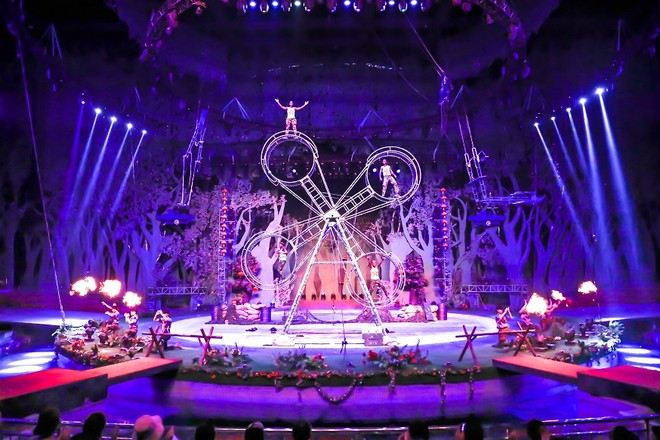 靈玲國際馬戲城