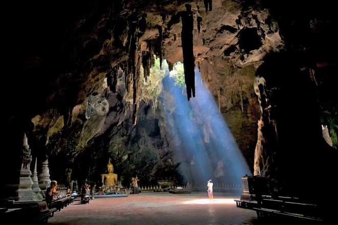 拷龍穴鐘乳石洞