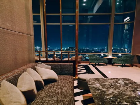 Landmark Skyview 48樓