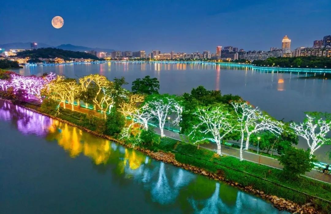 肇慶七星岩夜遊