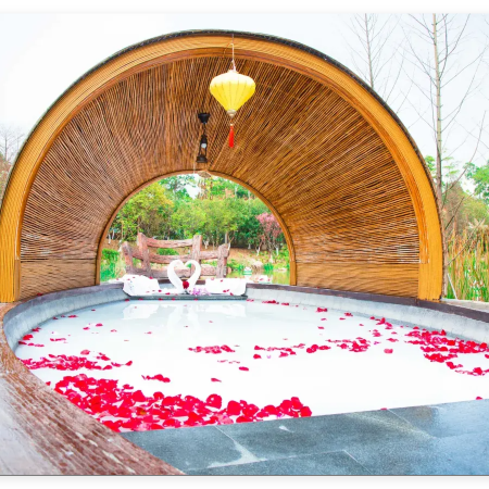 《聖誕溫泉+直航船》保證入住國際品牌廣交會威斯汀酒店+佛山美的鷺湖嶺南東方酒店 連續2晚【酒店自助晚餐】【滋補佛跳牆+八寶霸王鴨宴】【任吃五洞牛肉火鍋】【番禺滋粥樓鳳城經典名菜宴】佛山純玩3天團