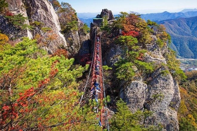 大芚山金剛排雲橋