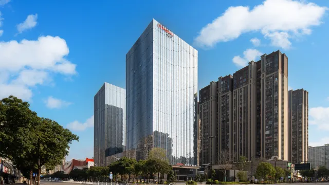 梅州希爾頓歡朋酒店