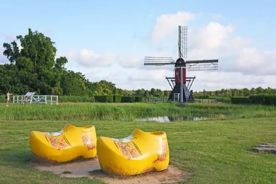 台南德元埤荷蘭村