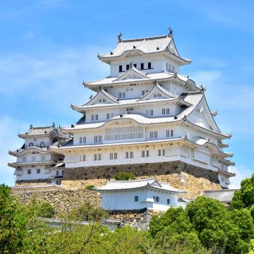 大阪、奈良、和歌山 冬日美景5天之旅   「世界文化遺產」姬路城、書寫山(乘纜車)、 和歌山城、「世界文化遺產」奈良東大寺、神鹿公園