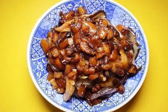 小王煮瓜黑金滷肉販